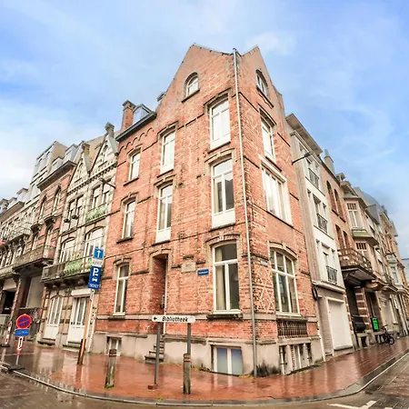 Apartment Centrally Located Charlemagne I By Interhome *