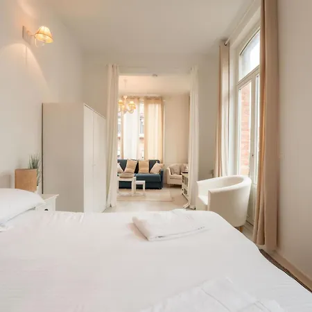 Apartment Centrally Located Charlemagne I By Interhome *